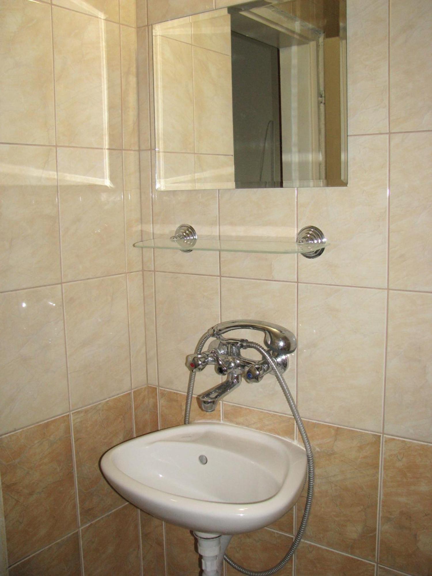 Guest House Familia Samovodene المظهر الخارجي الصورة