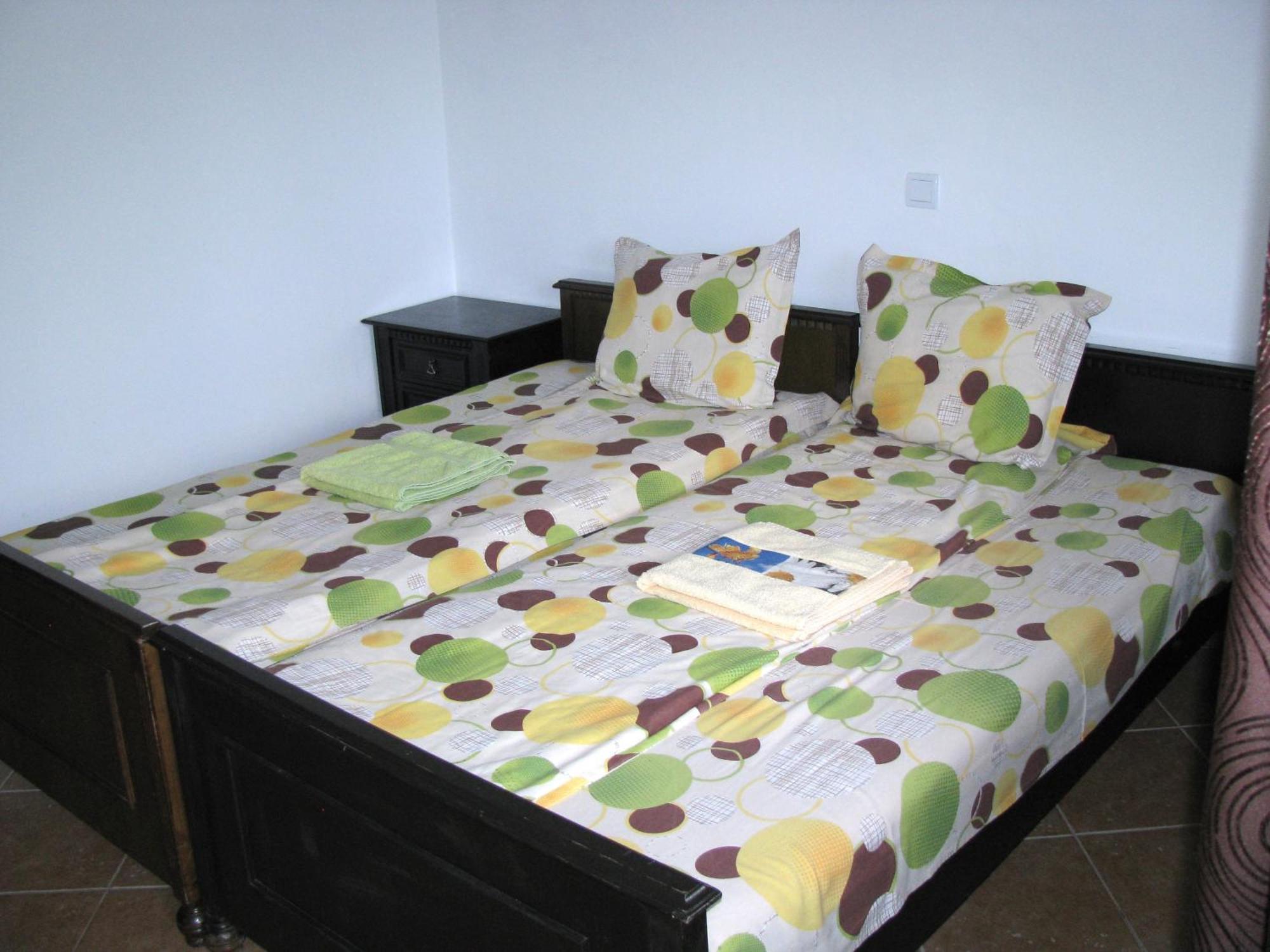 Guest House Familia Samovodene المظهر الخارجي الصورة