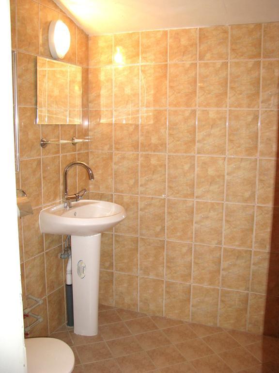Guest House Familia Samovodene الغرفة الصورة