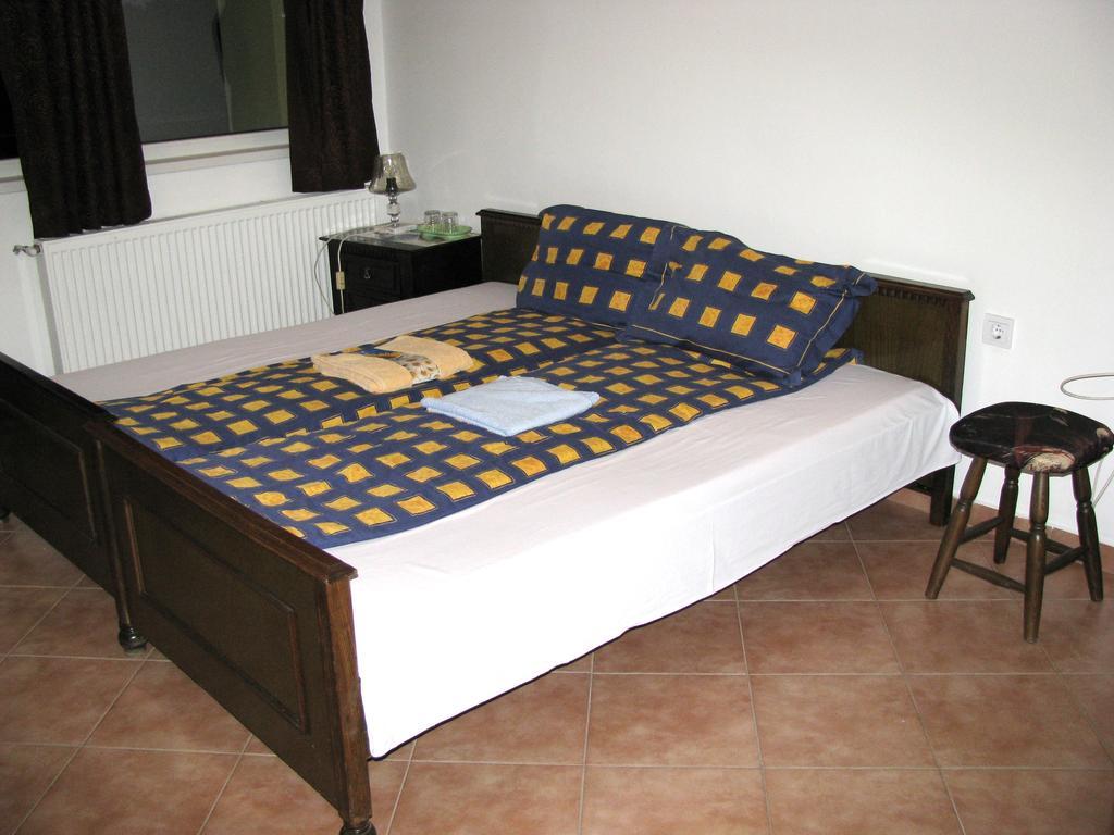Guest House Familia Samovodene المظهر الخارجي الصورة